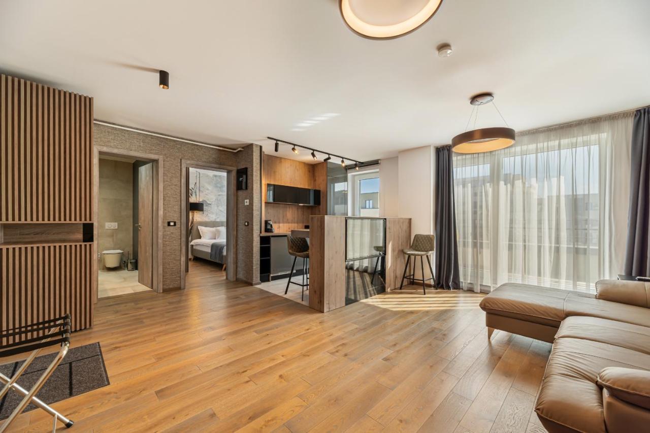 Promenada Studios Brassó Kültér fotó