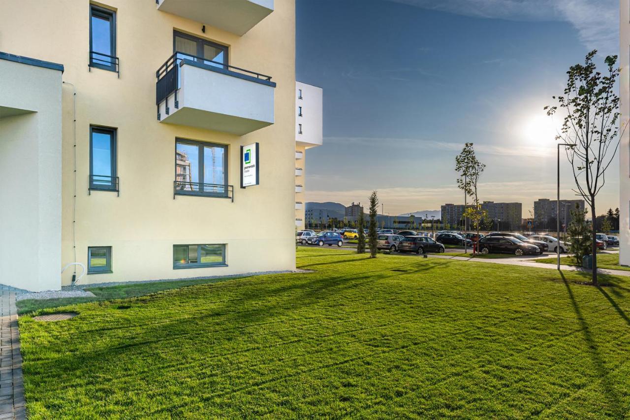 Promenada Studios Brassó Kültér fotó