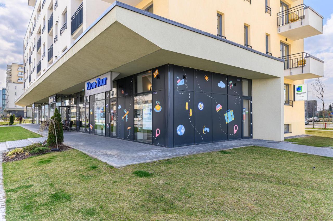 Promenada Studios Brassó Kültér fotó