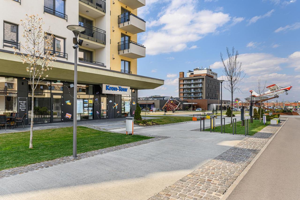 Promenada Studios Brassó Kültér fotó