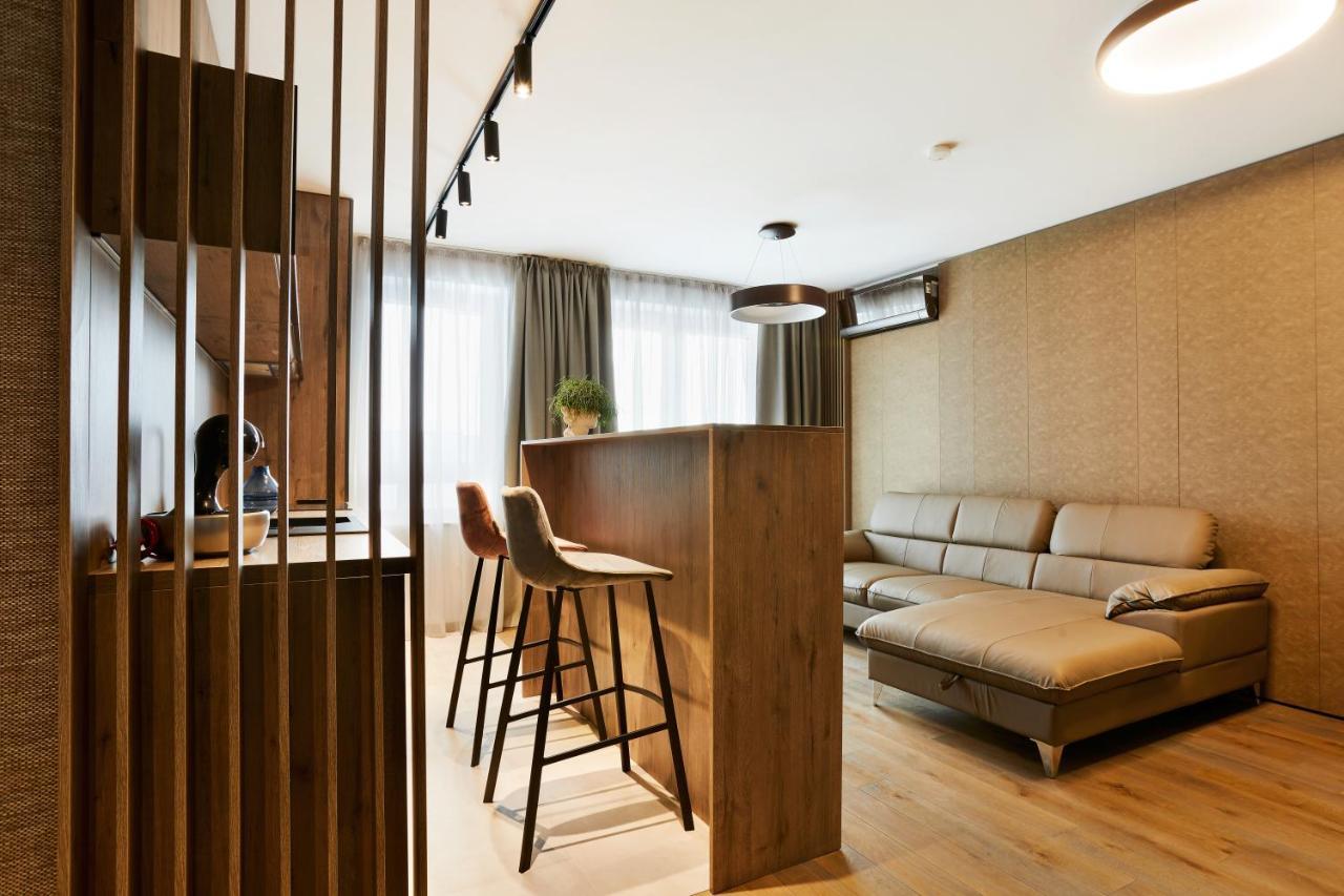 Promenada Studios Brassó Kültér fotó