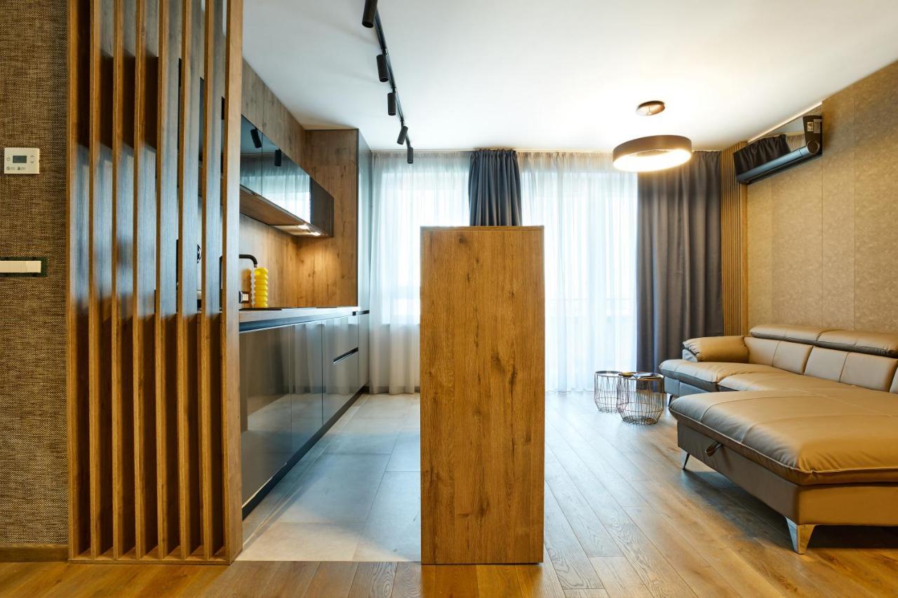 Promenada Studios Brassó Kültér fotó